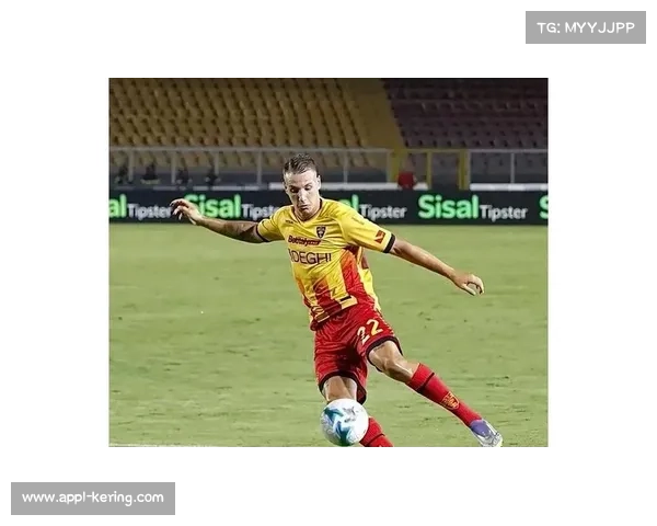 米兰莱切将商谈卡马尔达归属及治疗事宜。